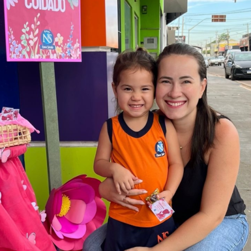 Um gesto de carinho para celebrar o Dia das Mulheres no Colégio Novo Século